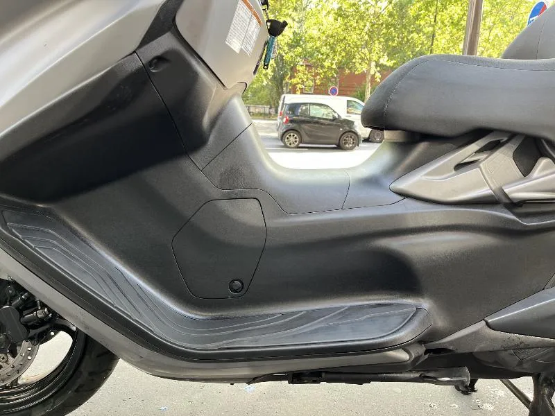 BURGMAN 650