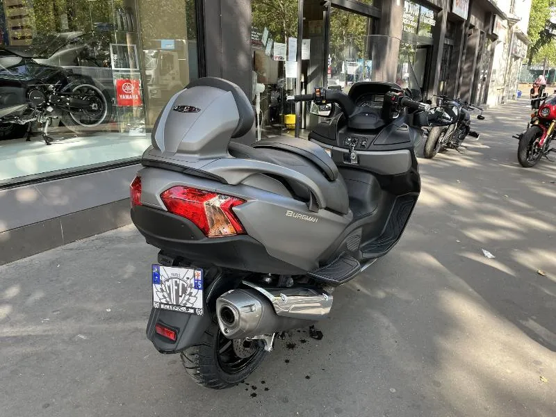 BURGMAN 650