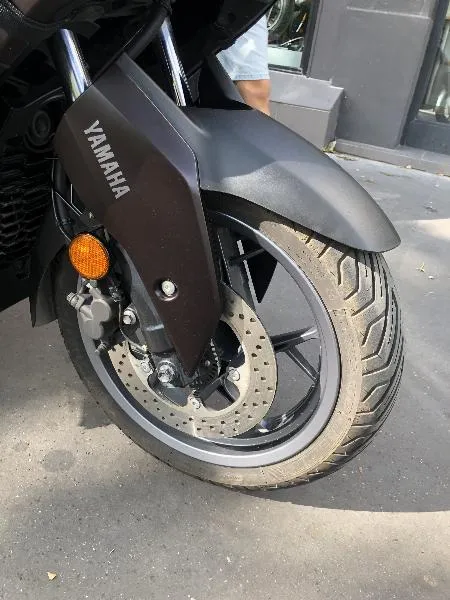 XMAX 125 TECH MAX