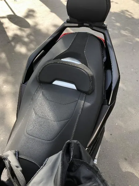 XMAX 125 TECH MAX