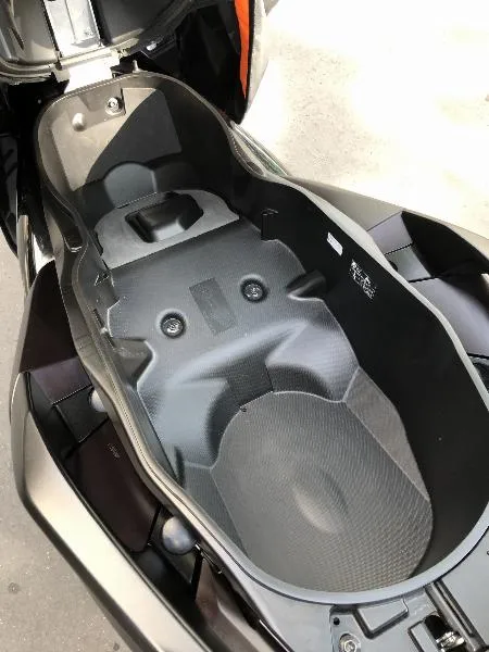 XMAX 125 TECH MAX
