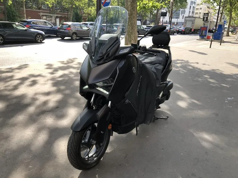 XMAX 125 TECH MAX