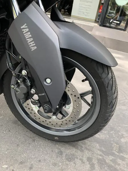 XMAX 300 Tech Max