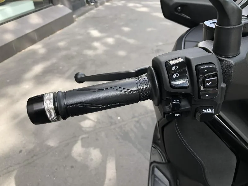 XMAX 300 Tech Max