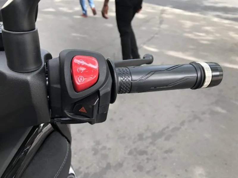 XMAX 300 Tech Max
