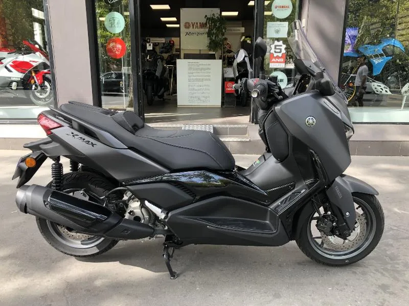 XMAX 300 Tech Max