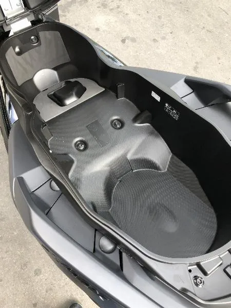 XMAX 300 Tech Max