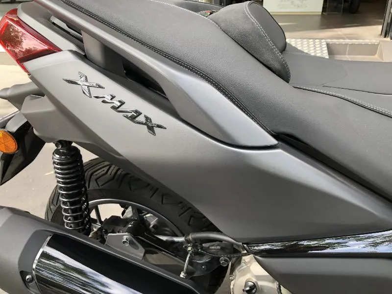 XMAX 300 Tech Max