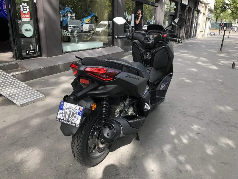 XMAX 300 Tech Max