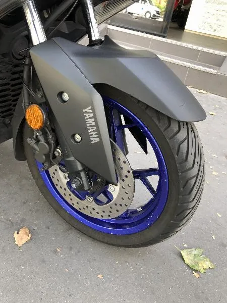 XMAX 125