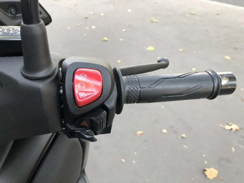 XMAX 125