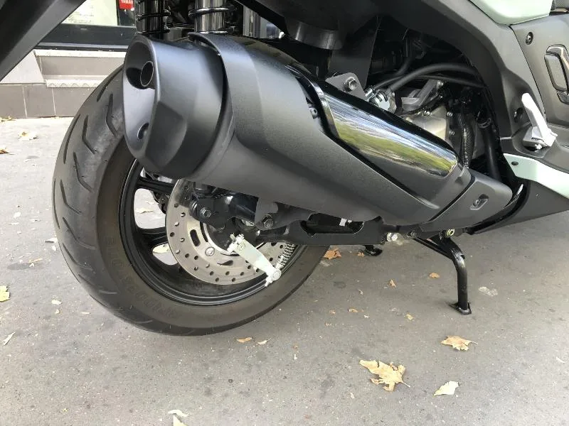 TRICITY 300