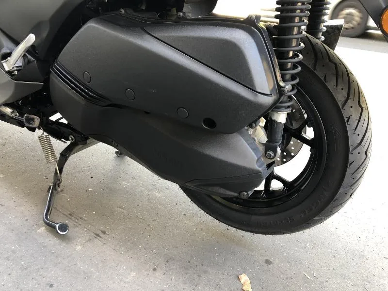 XMAX 300