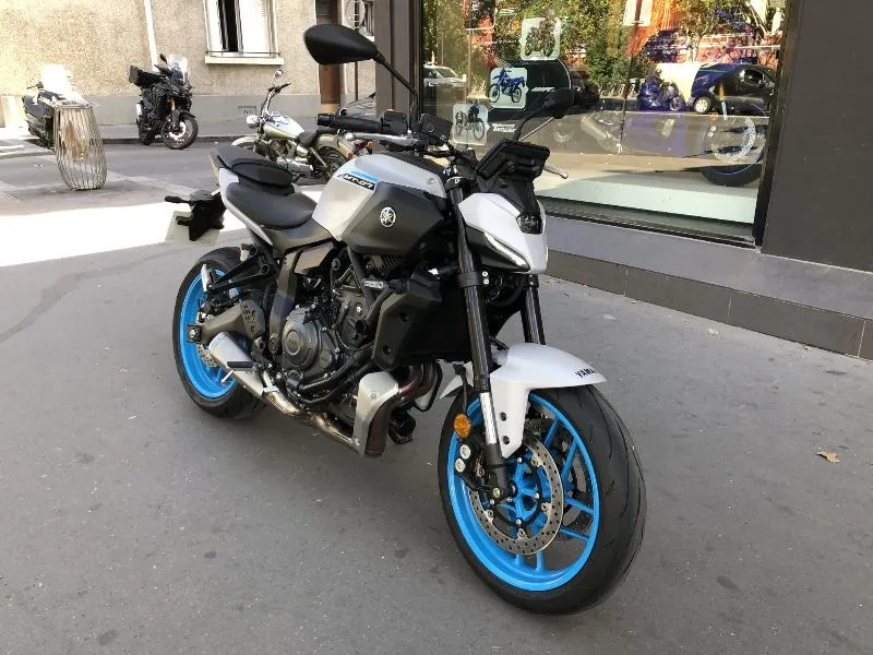 MT07 