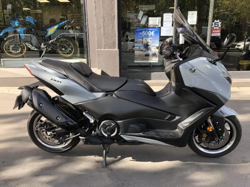 XP TMAX 560 TECH MAX