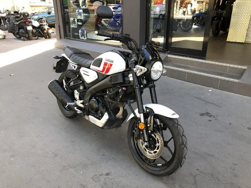 XSR 125