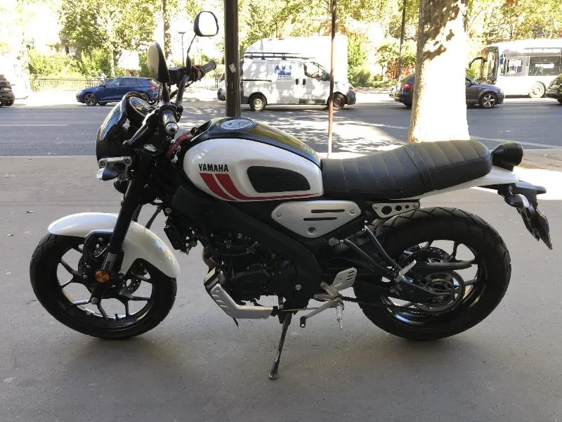 XSR 125
