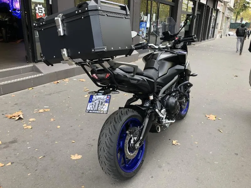 TRACER 900