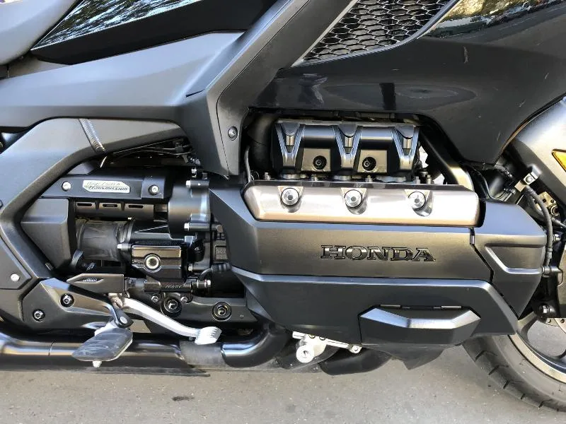 GL 1800 GOLDWING TOURING DCT