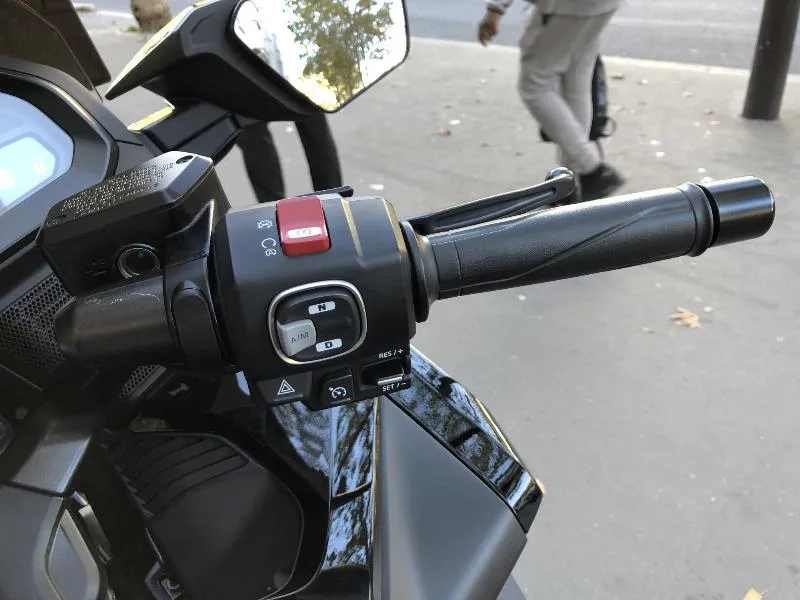 GL 1800 GOLDWING TOURING DCT