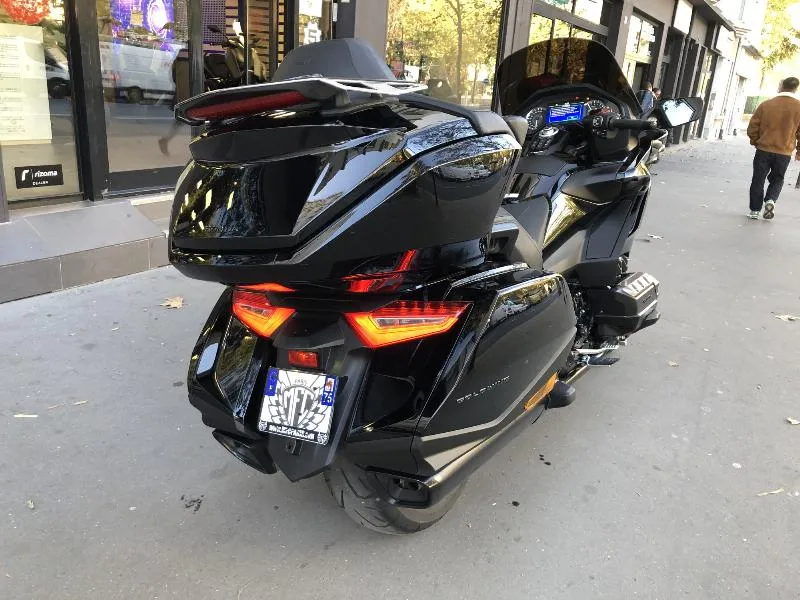 GL 1800 GOLDWING TOURING DCT