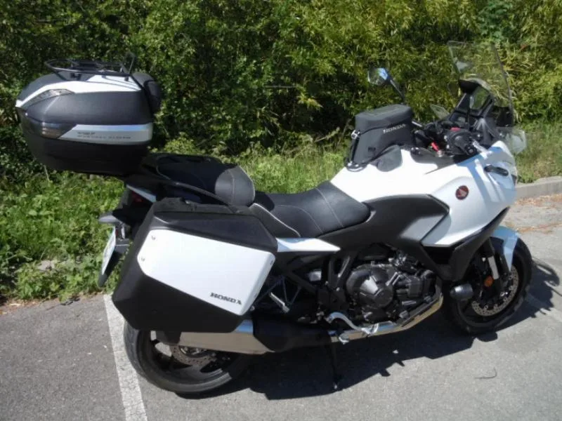 NT 1100 DCT