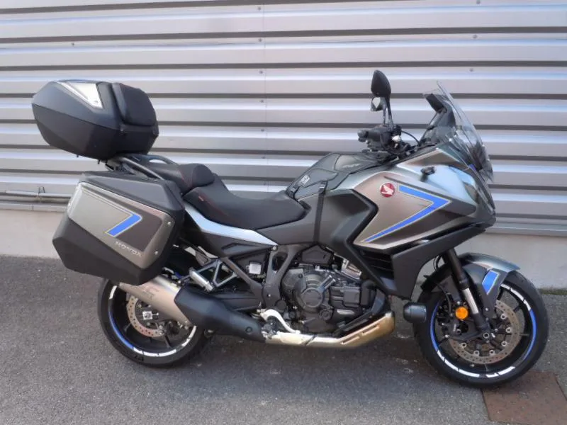 NT 1100 DCT 2022