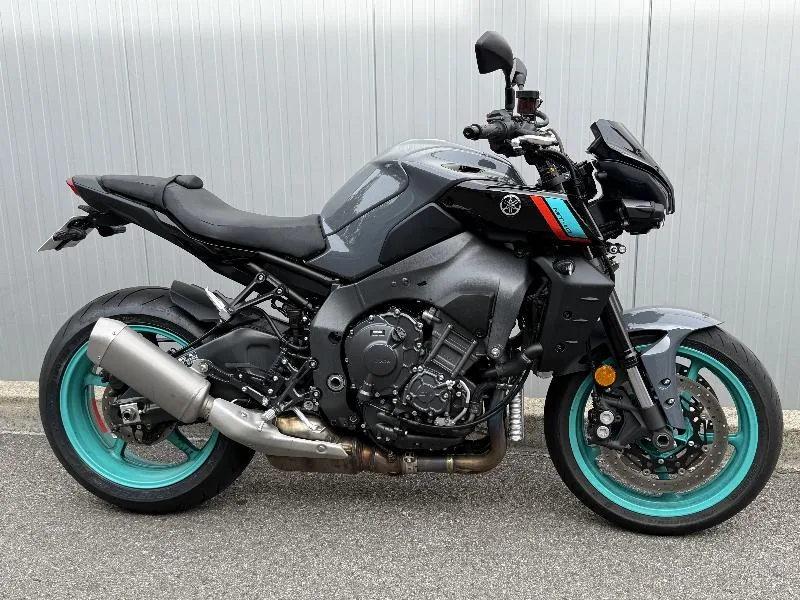 MT10 1000