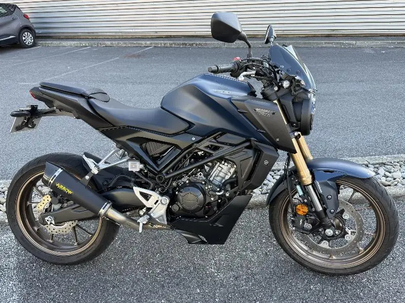 CB 125 R  CB125R