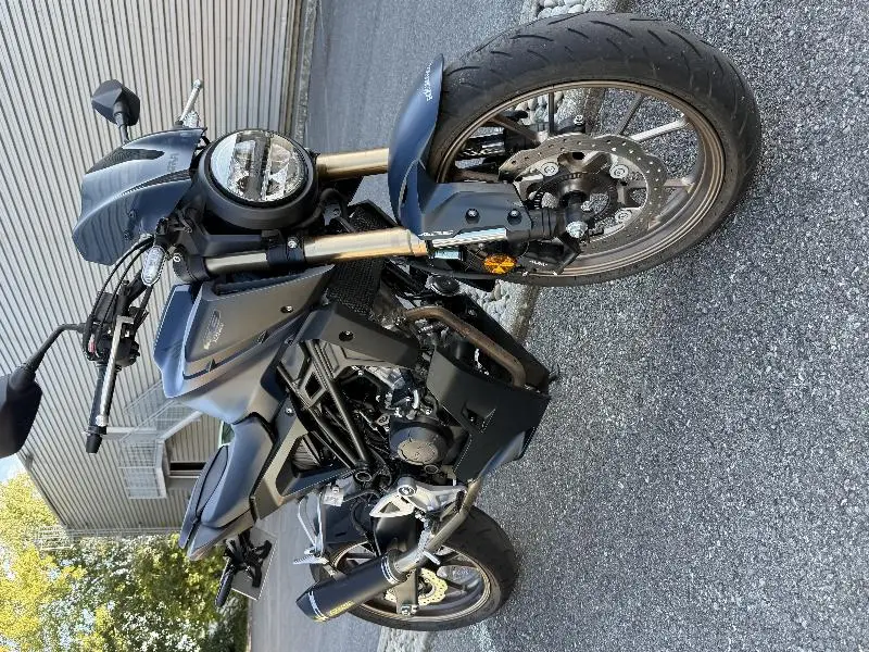 CB 125 R  CB125R