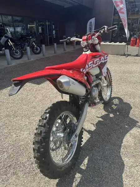 EC 250 F