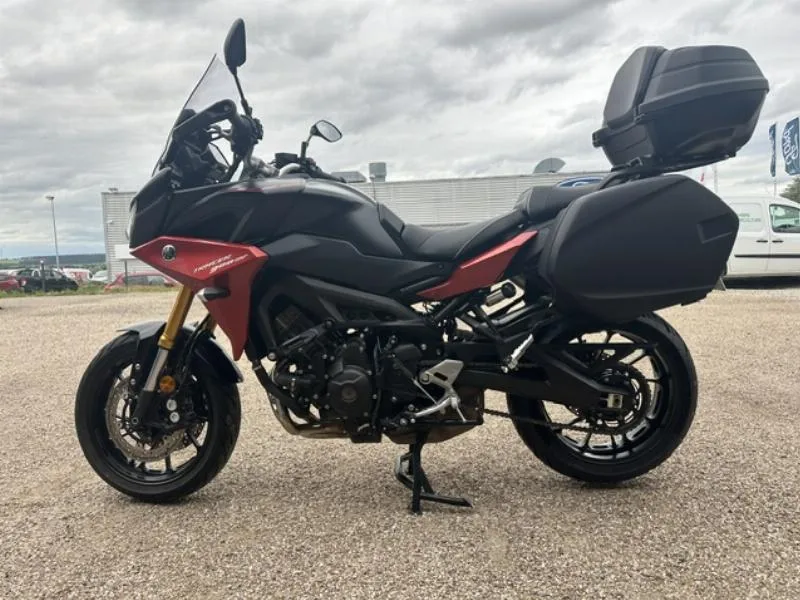 TRACER 9 GT