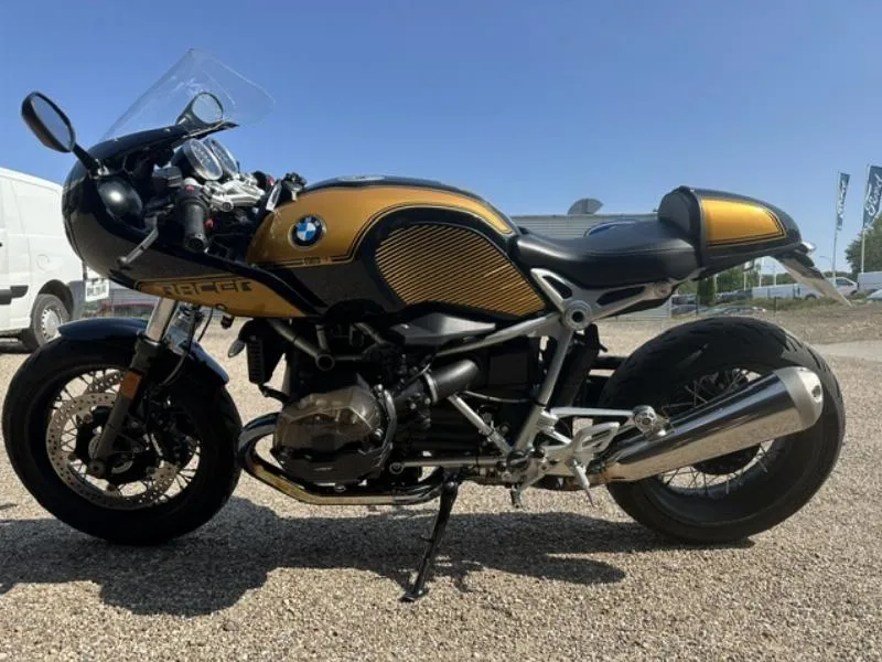 R NineT RACER