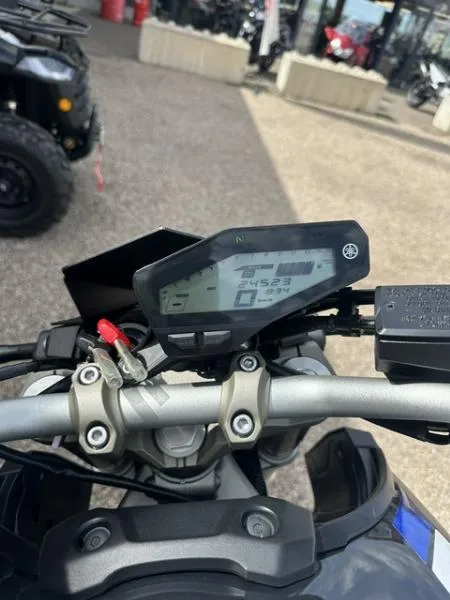 MT09