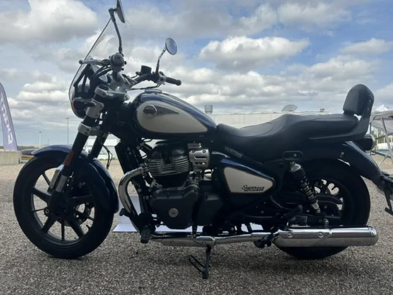 SUPER METEOR 650