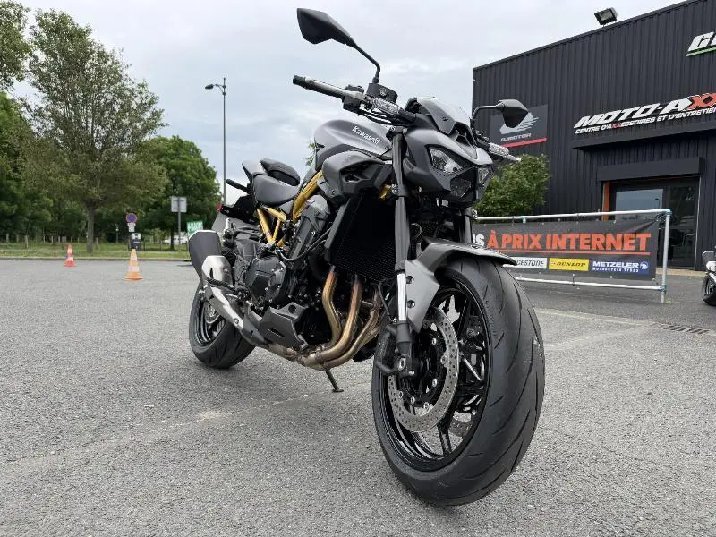 Z 900