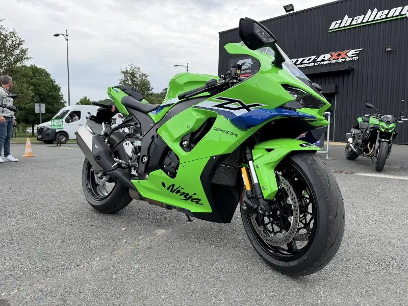 ZX10R
