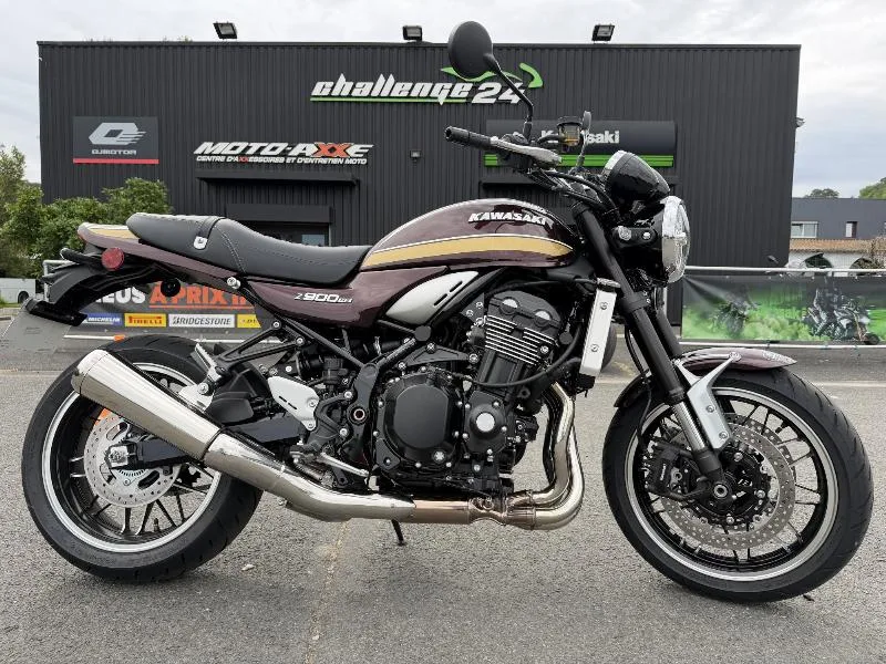 Z 900