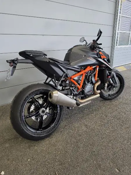 1390 SUPER DUKE R