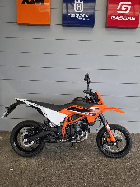 125 SMC R