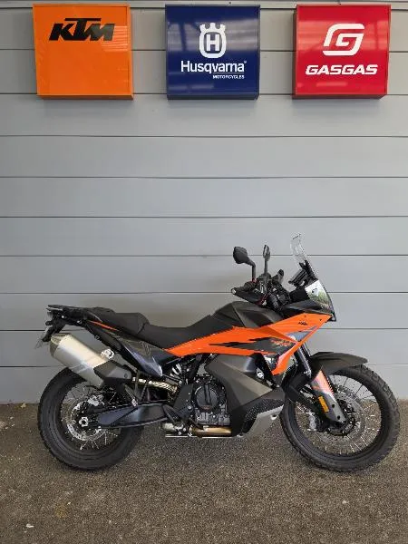 790 ADVENTURE