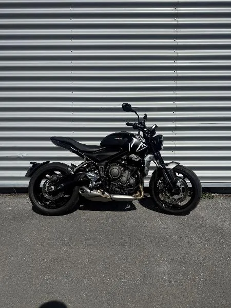 TRIDENT 660