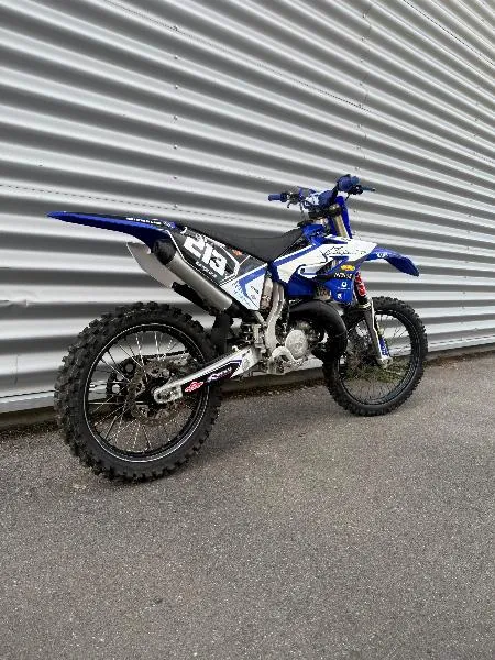 YZ 125