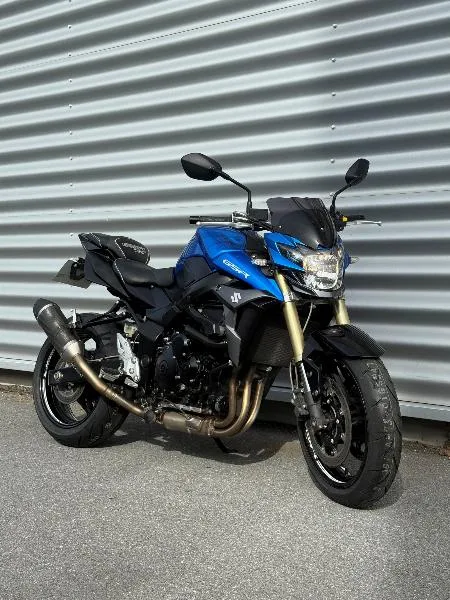 GSR 750
