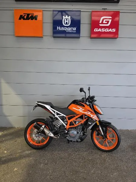 390 DUKE ABS