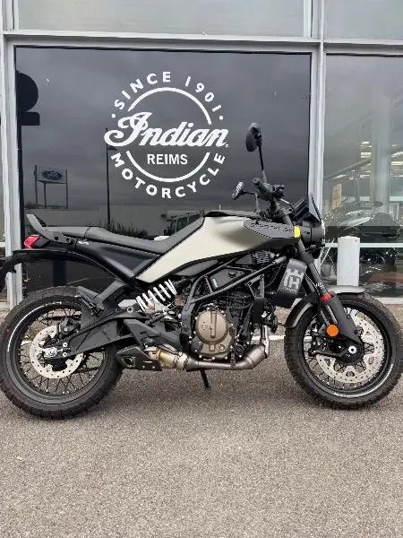SVARTPILEN 125 ABS