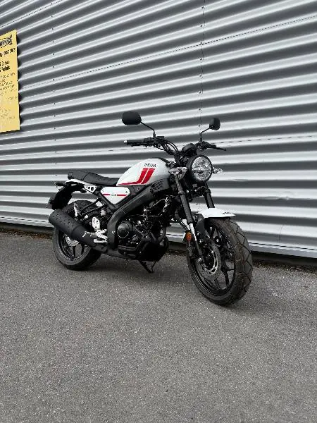 XSR 125