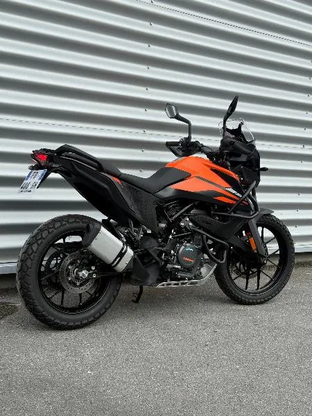 390 ADVENTURE