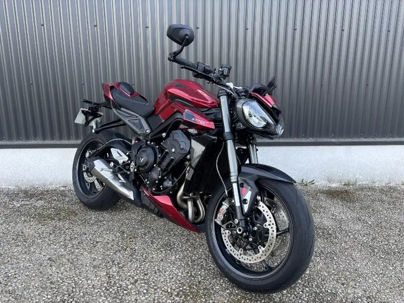STREET TRIPLE 765 RS