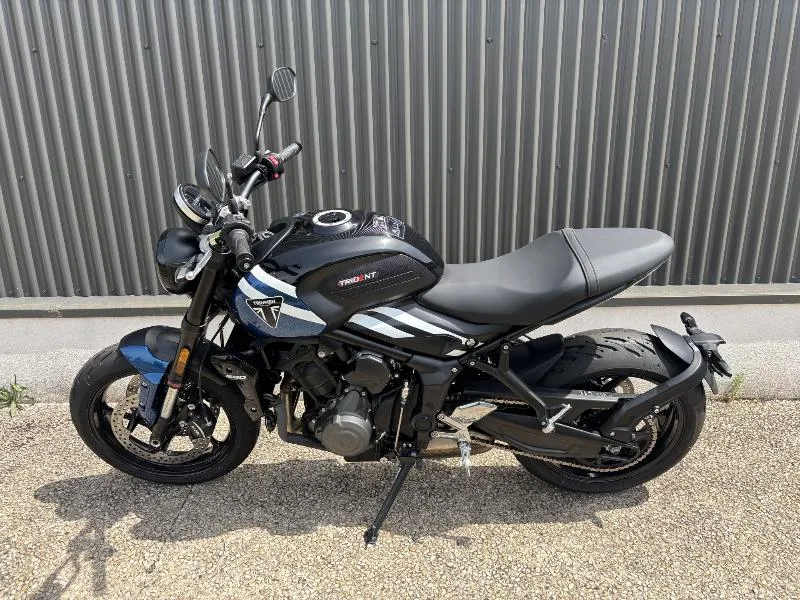 TRIDENT 660